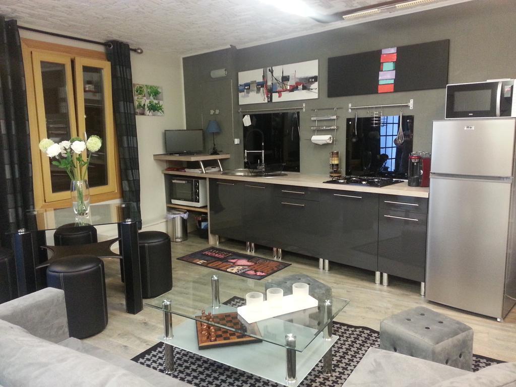 Escapade Saint Jean Apartment Montluçon Екстериор снимка